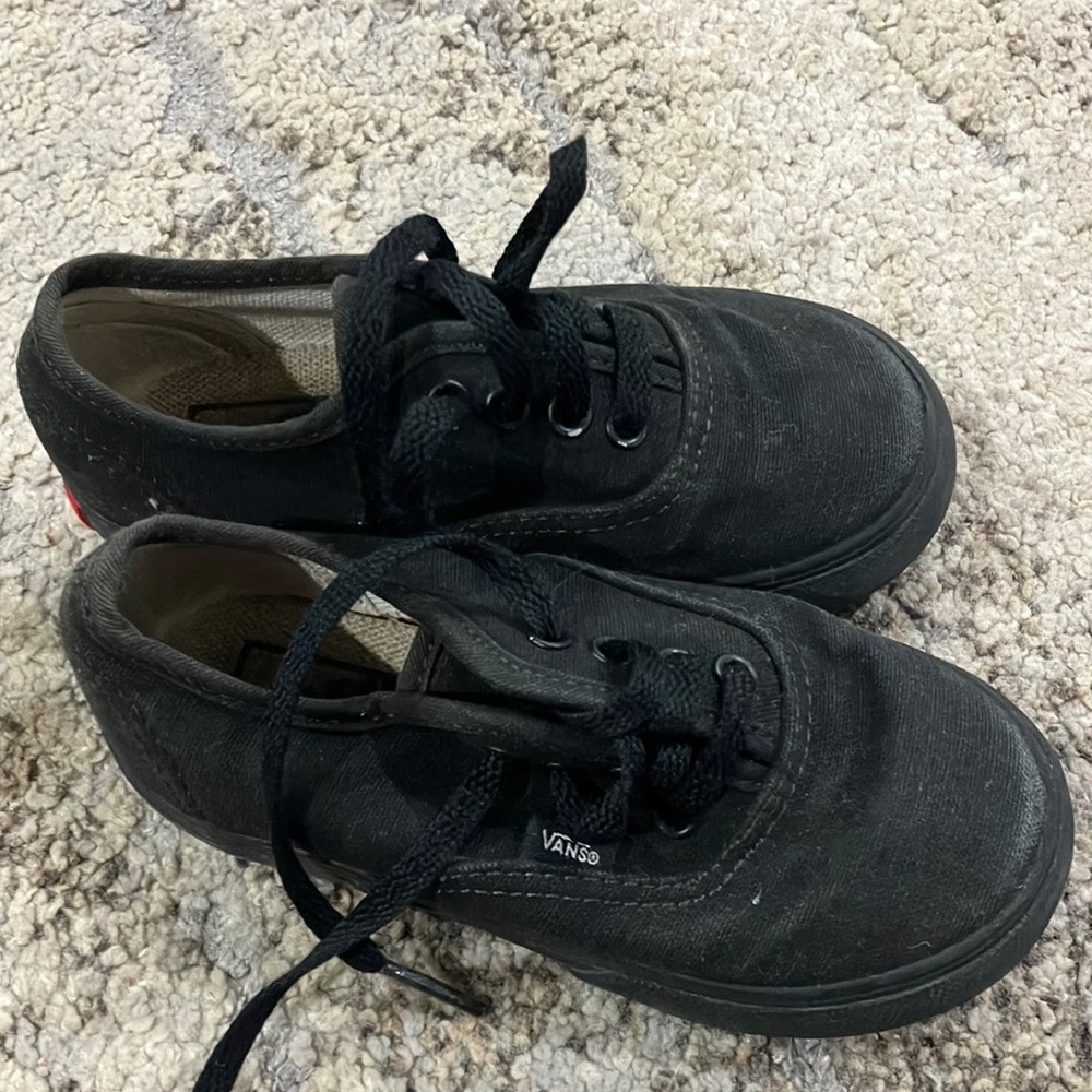 Toddler vans black gently used